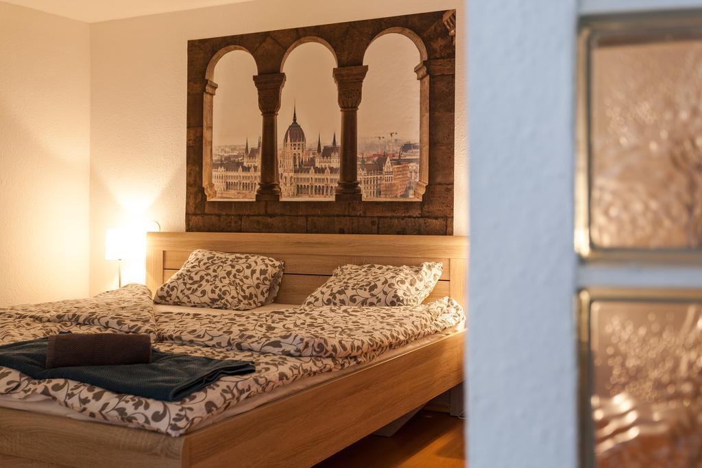 Feel At Home Apartment Budapest Bagian luar foto